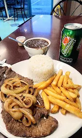 Foto de River Road Cafe