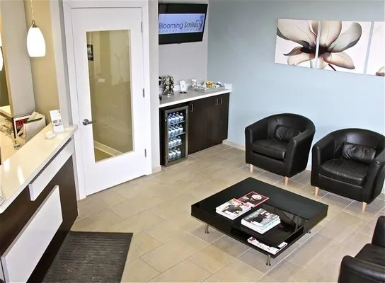 Dra. Gabriela Duraes (Blooming Smiles Dental Studio / Blooming Smiles Chicago)